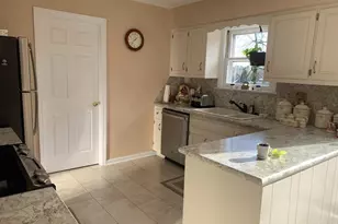 300 Acre Dr, Carlisle, PA 17013 - Photo 22