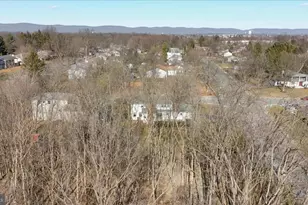 300 Acre Dr, Carlisle, PA 17013 - Photo 58