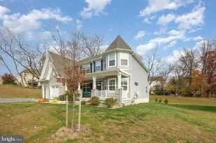 4555 Lark Meadows Dr, Mechanicsburg, PA 17055 - Photo 2