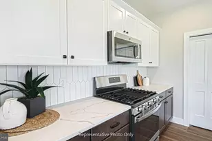 615 Estate Dr, Mechanicsburg, PA 17055 - Photo 12