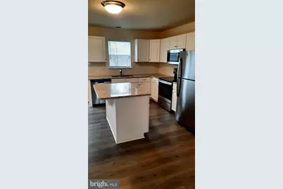 945 Admirals Quay Drive, Mechanicsburg, PA 17050 - Photo 4