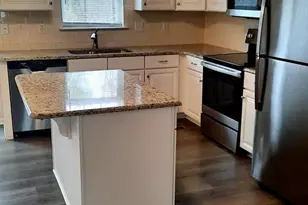 945 Admiral's Quay Dr, Mechanicsburg, PA 17050 - Photo 4