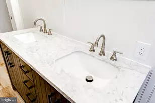 929 Nixon Dr, Mechanicsburg, PA 17055 - Photo 20