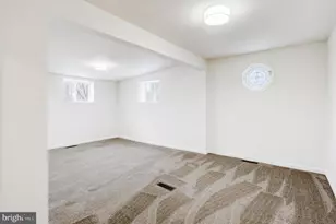 929 Nixon Dr, Mechanicsburg, PA 17055 - Photo 22