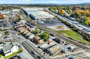 302 S 18th St, Camp Hill, PA 17011 - Photo 2