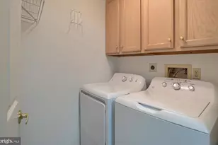 484 Brighton Pl, Mechanicsburg, PA 17055 - Photo 12