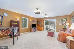 911 Magnolia Dr, Enola, PA 17025 - Photo 20