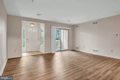 18 Wiltshire East Street, Carlisle, PA 17015 - Photo 8