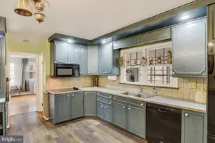 1400 Lowther Rd, Camp Hill, PA 17011 - Photo 8