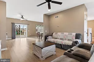 1110 Shannon Ln, Carlisle, PA 17013 - Photo 20