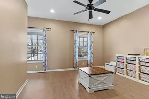 1110 Shannon Ln, Carlisle, PA 17013 - Photo 12