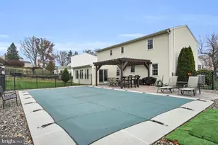 882 Hawthorn Ave, Mechanicsburg, PA 17055 - Photo 16