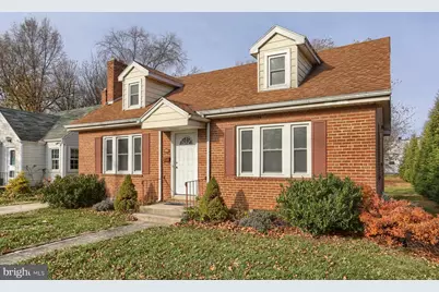 251 E Pomfret Street, Carlisle, PA 17013 - Photo 2