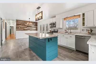 208 Ridge Hill Road, Mechanicsburg, PA 17050 - Photo 2