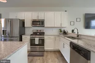 523 Brook Shire Ct, Mechanicsburg, PA 17055 - Photo 10