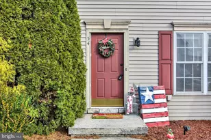 54 Woodmyre Ln, Enola, PA 17025 - Photo 2