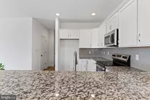 669 Brittany Dr, Mechanicsburg, PA 17055 - Photo 10