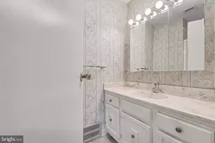 7131 Salem Park Cir, Mechanicsburg, PA 17050 - Photo 18