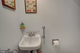 28 S Washington St, Shippensburg, PA 17257 - Photo 14