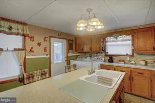 28 S Washington St, Shippensburg, PA 17257 - Photo 12