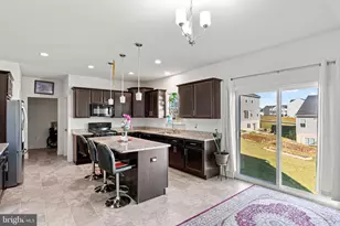 911 Ashfield Dr, Carlisle, PA 17015 - Photo 12