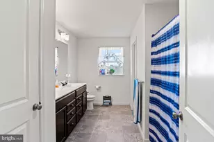 911 Ashfield Dr, Carlisle, PA 17015 - Photo 24