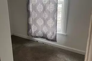 28 S Queen St, Shippensburg, PA 17257 - Photo 10