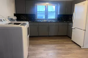 28 S Queen St, Shippensburg, PA 17257 - Photo 2