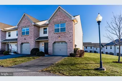 216 Melbourne Lane, Mechanicsburg, PA 17055 - Photo 2