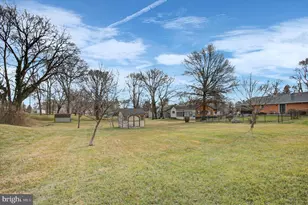 1319 N West St, Carlisle, PA 17013 - Photo 4