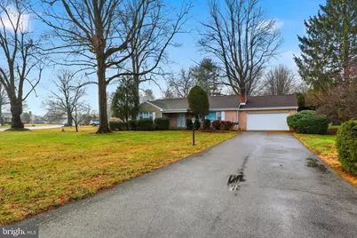 714 Noble Boulevard, Carlisle, PA 17013 - Photo 2