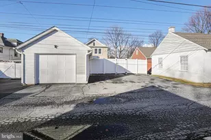 206 E Simpson St, Mechanicsburg, PA 17055 - Photo 30