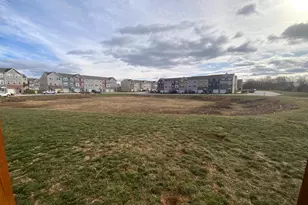 700 Admiral's Quay Dr, Mechanicsburg, PA 17050 - Photo 4