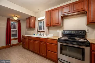 100 S Chestnut St, Mechanicsburg, PA 17055 - Photo 16