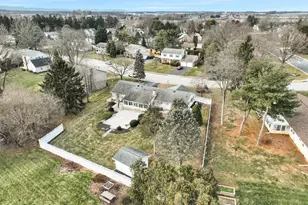 705 Sutton Dr, Carlisle, PA 17013 - Photo 56