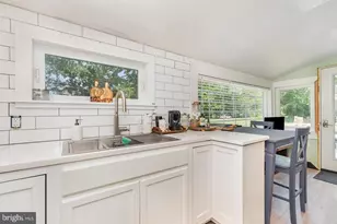 28 W Willow Terrace Dr, Mechanicsburg, PA 17050 - Photo 2