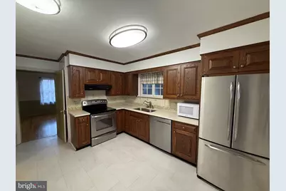 411 N 4th Street, Lemoyne, PA 17043 - Photo 4