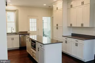 142 16th St, New Cumberland, PA 17070 - Photo 4