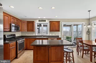 520 Nursery Dr N, Mechanicsburg, PA 17055 - Photo 16