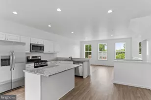 37 S 19th St, Camp Hill, PA 17011 - Photo 2