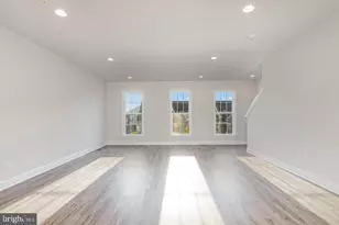 3242 Parade St, Mechanicsburg, PA 17055 - Photo 8