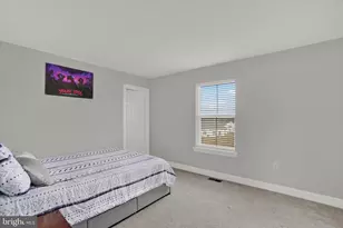 2072 N Autumn Chase Dr, Mechanicsburg, PA 17055 - Photo 18