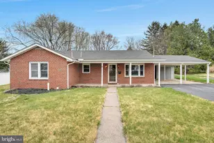 101 Orchard St, Mechanicsburg, PA 17055 - Photo 2