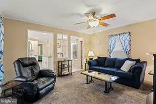 32 Hathaway Dr, Carlisle, PA 17015 - Photo 8