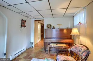 257 W Willow St, Carlisle, PA 17013 - Photo 22