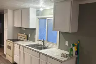 7 Buttonwood Ln, Carlisle, PA 17015 - Photo 2