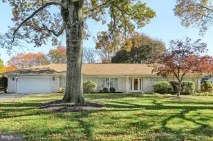 864 Hilltop Rd, Lemoyne, PA 17043 - Photo 1