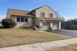 1114 Kent Dr, Mechanicsburg, PA 17050 - Photo 1