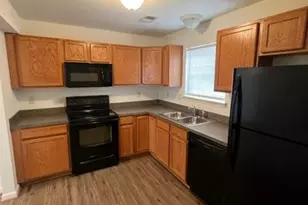 127 S Seneca St, Shippensburg, PA 17257 - Photo 8