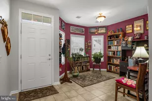 238 Colonial Dr, Mechanicsburg, PA 17050 - Photo 2